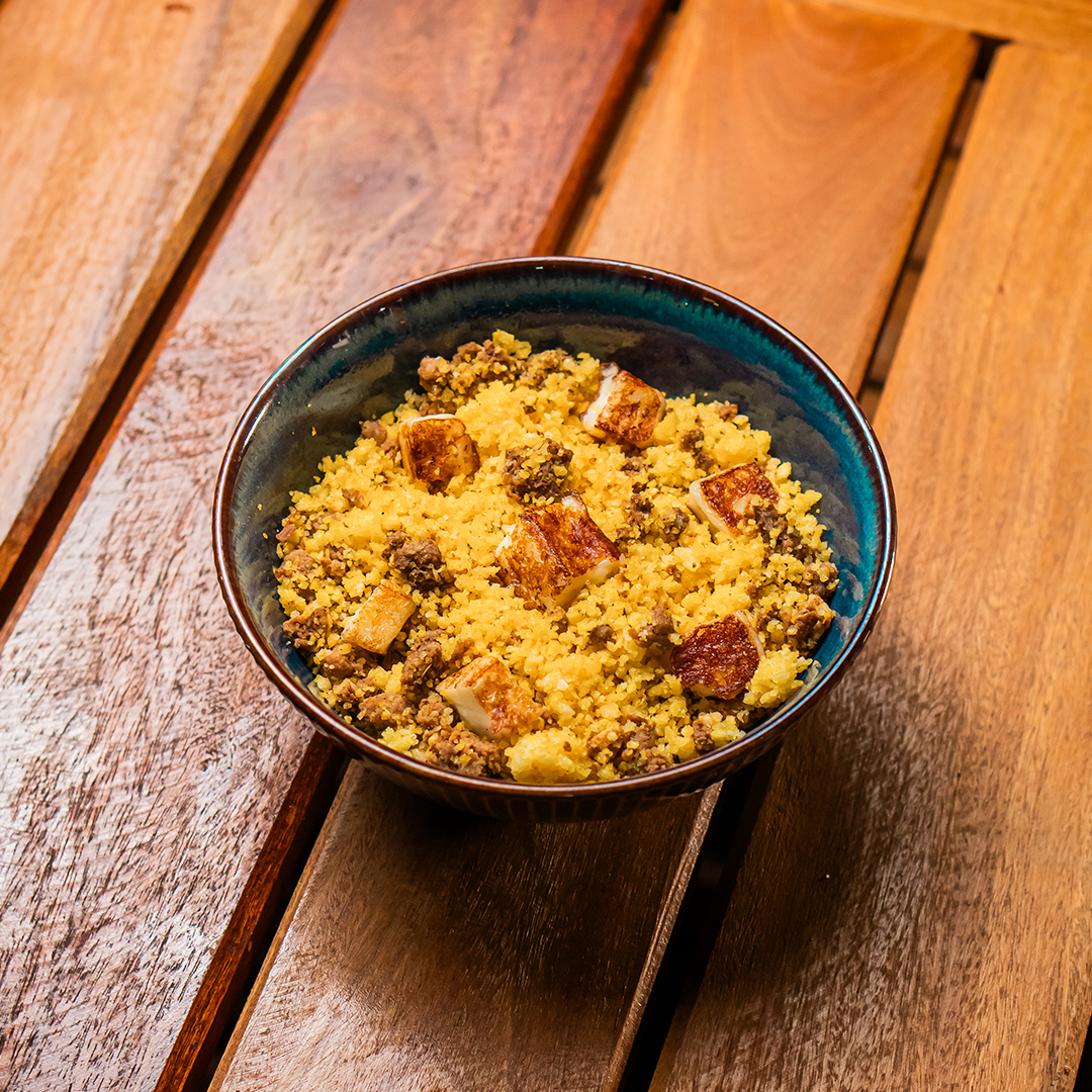 Cuscuz com carne moída